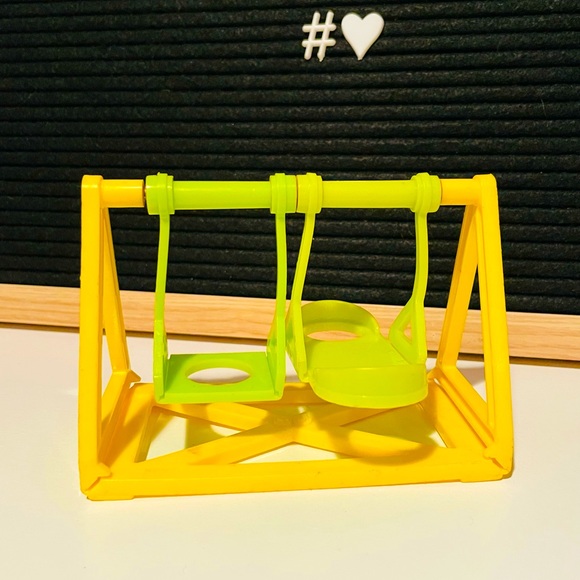Vintage Fisher-Price Schoolhouse Swing❤️🌈🍁